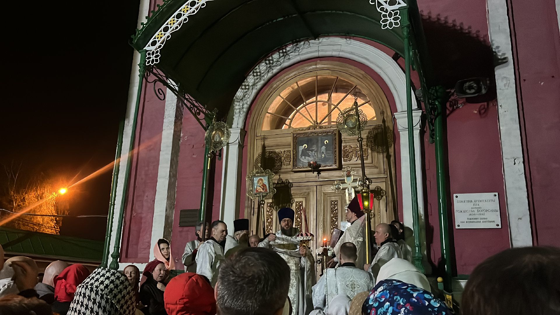 пасха, пасхальное богослужение, крестный ход, церковь, церковный праздник,