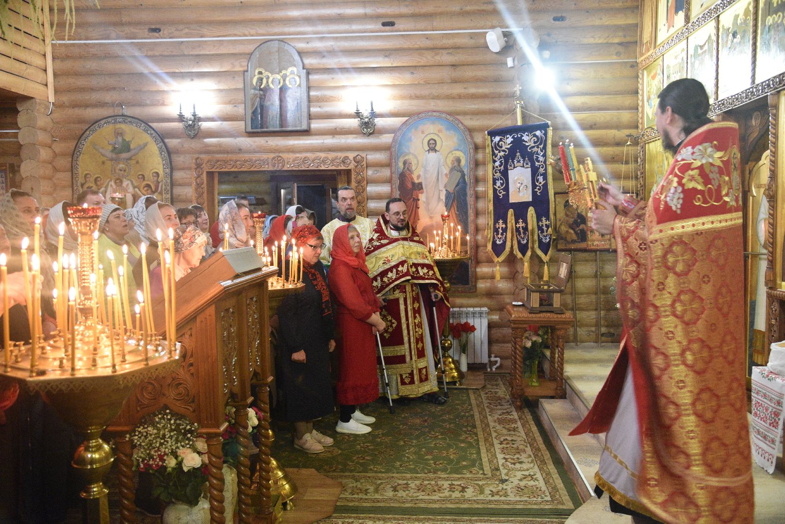 лотошино, храм, пасха, пасхальное богослужение, пасхальные традиции,