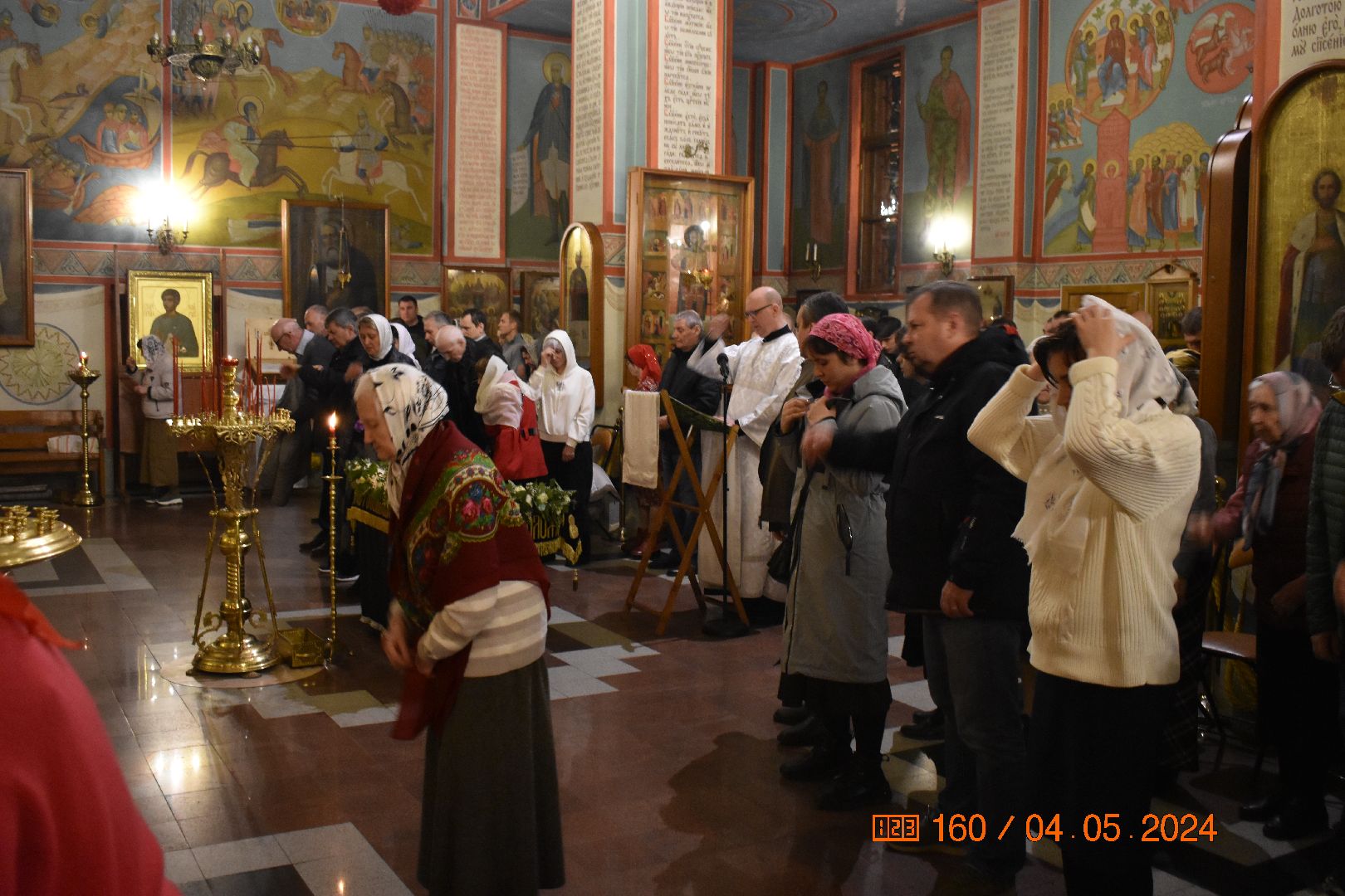 Праздник Пасхи, Христос Воскресе, Светлое воскресенье, Пасхальный крестный ход, Власиха, храм РВСН, Пасха во Власихе,