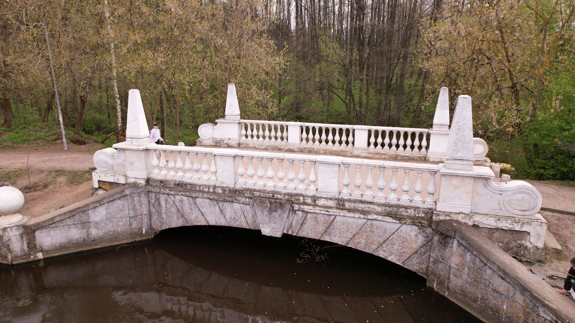 видео с коптера, города, мост, плотина,