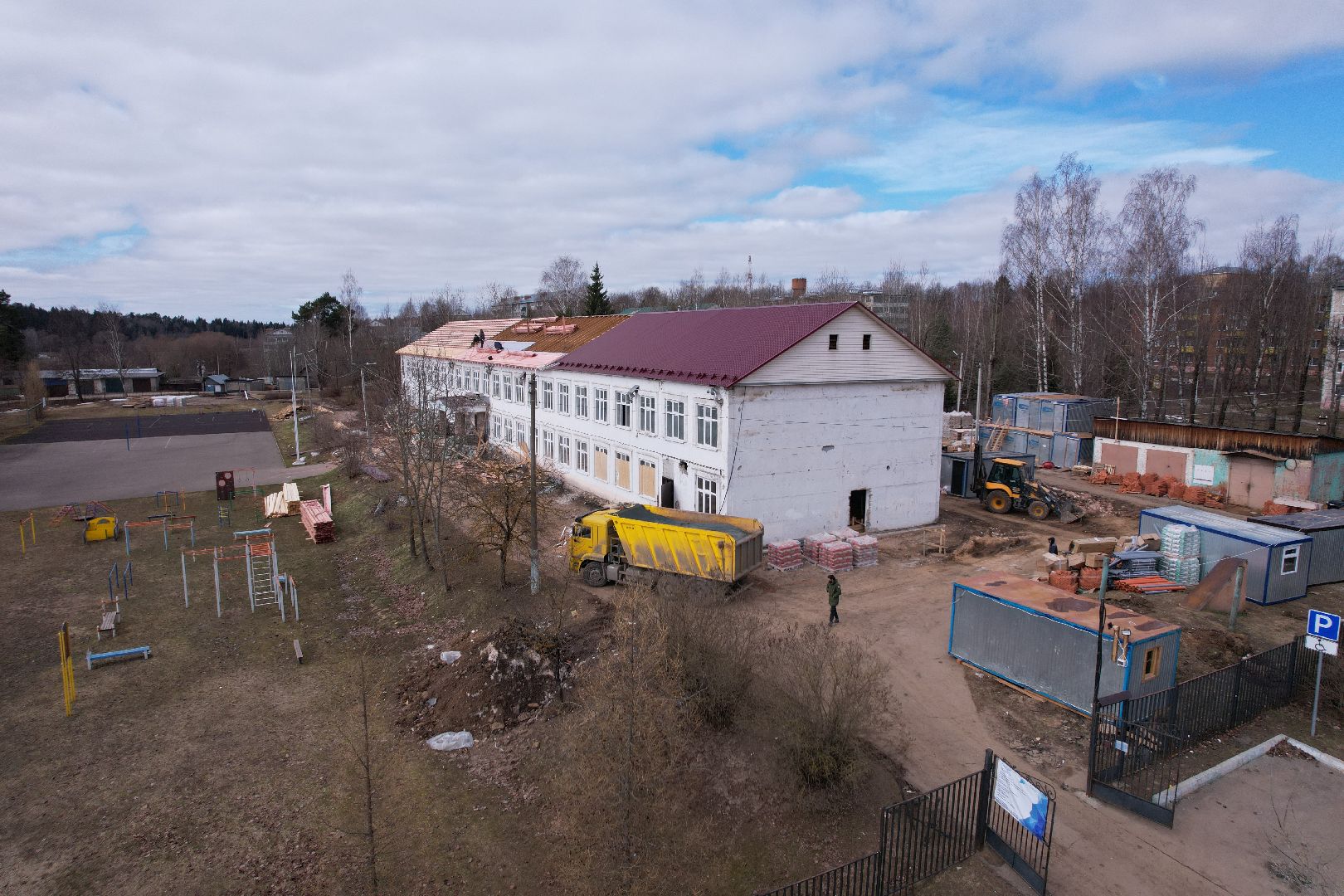 видео с коптера, истра, школа,