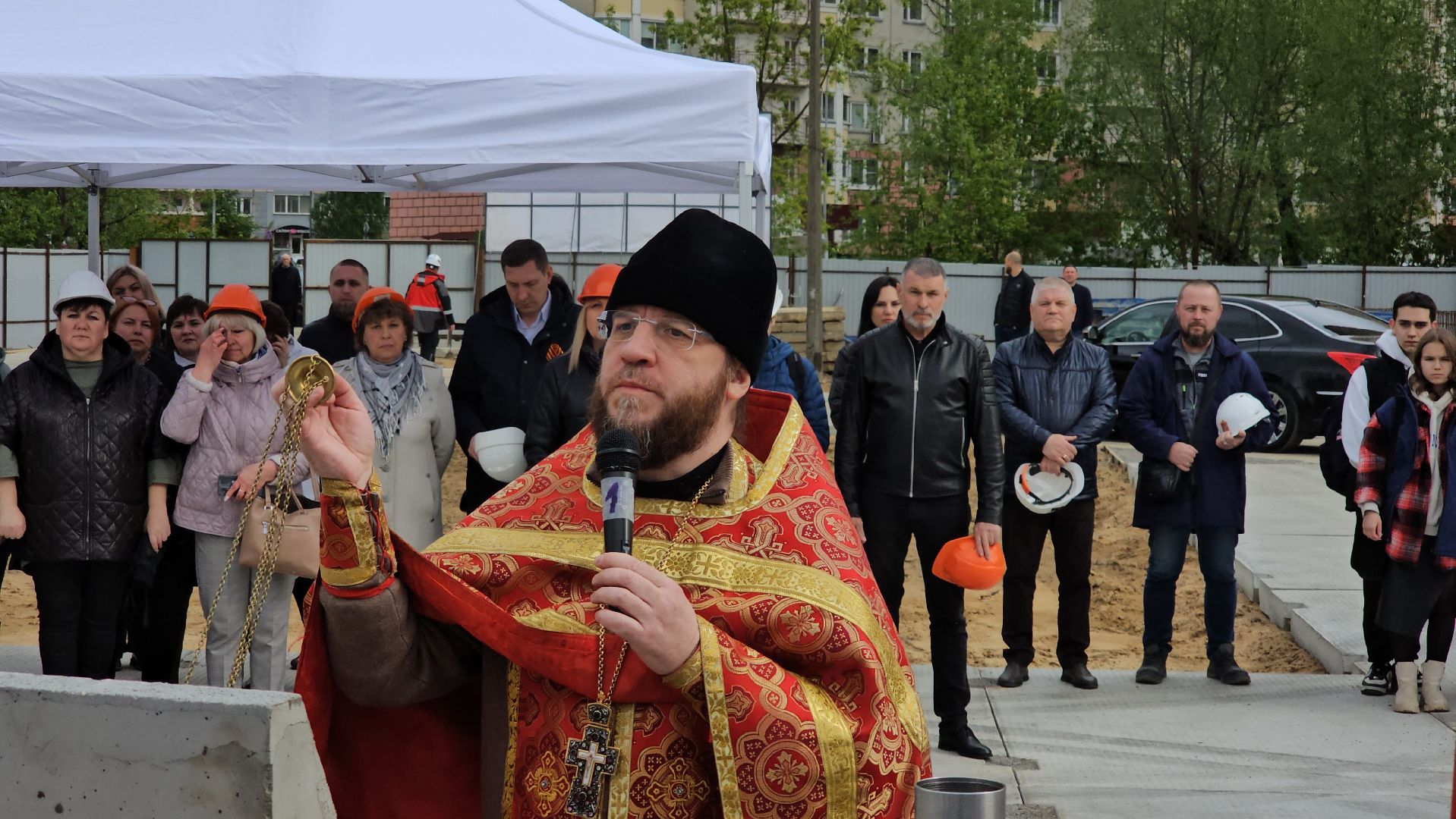 капсула времени, ВОК, закладка первого камня,