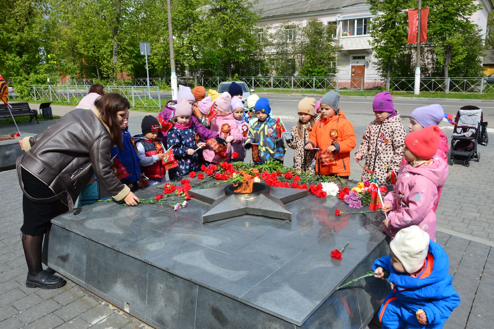 шатура, вечный огонь, вов, возложение цветов,