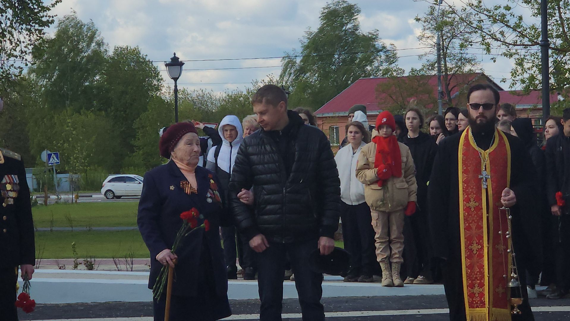 Павловский Посад, Городской округ Павловский Посад, Люди, день победы, Праздник, Цветы, Память,