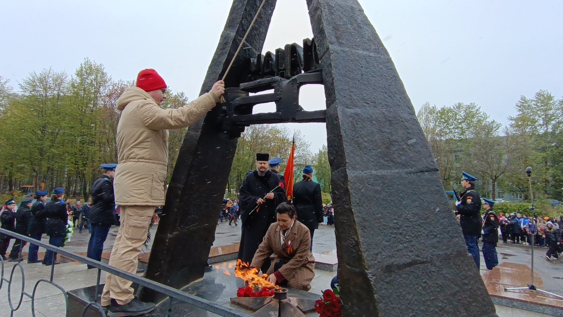 митинг памяти, возложение цветов, лобня,