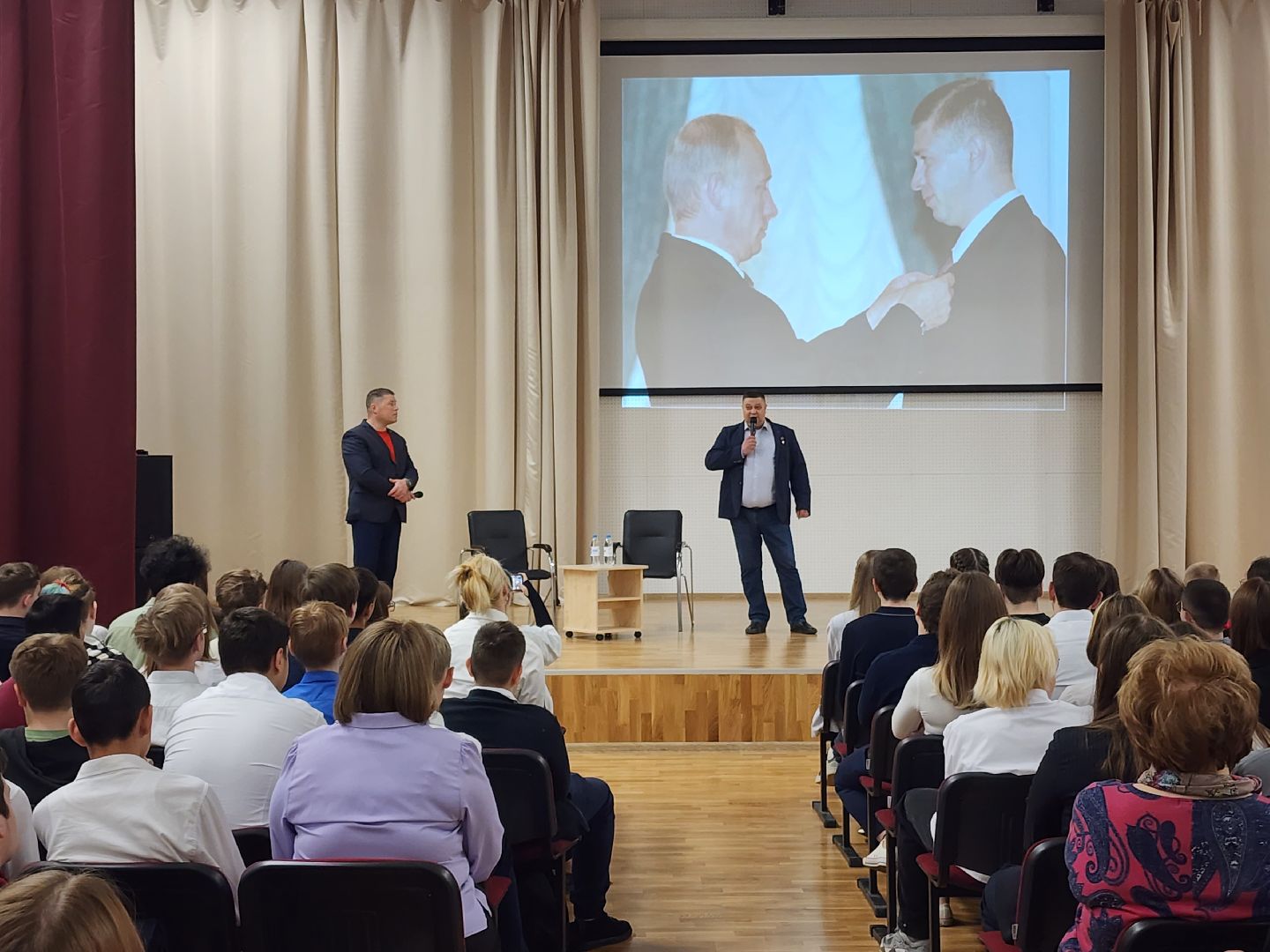 разговоры о важном, космонавт, встречи с интересными людьми,