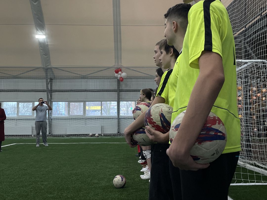 Спорт, манеж, Люберцы, футбол