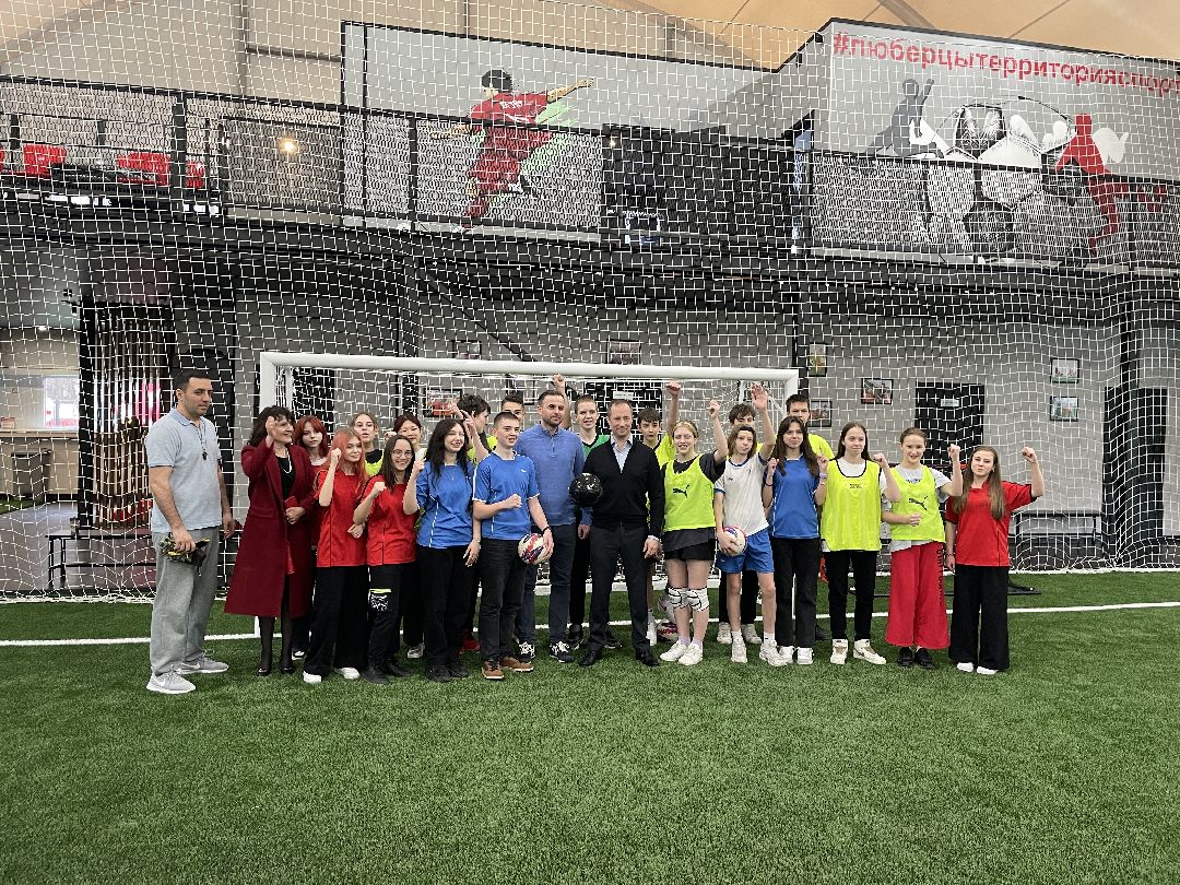 Спорт, манеж, Люберцы, футбол