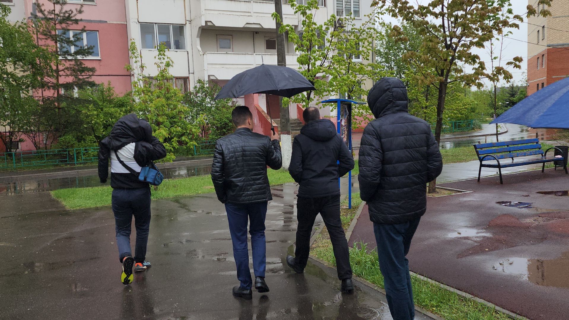 пеший обход, заместители главы городского округа, Григорий Грибанов, Ольга Алферова, график, еженедельно, Алла Дунаевич, ул Гризодубовой, ул Грищенко, ул луч, содержание территорий,