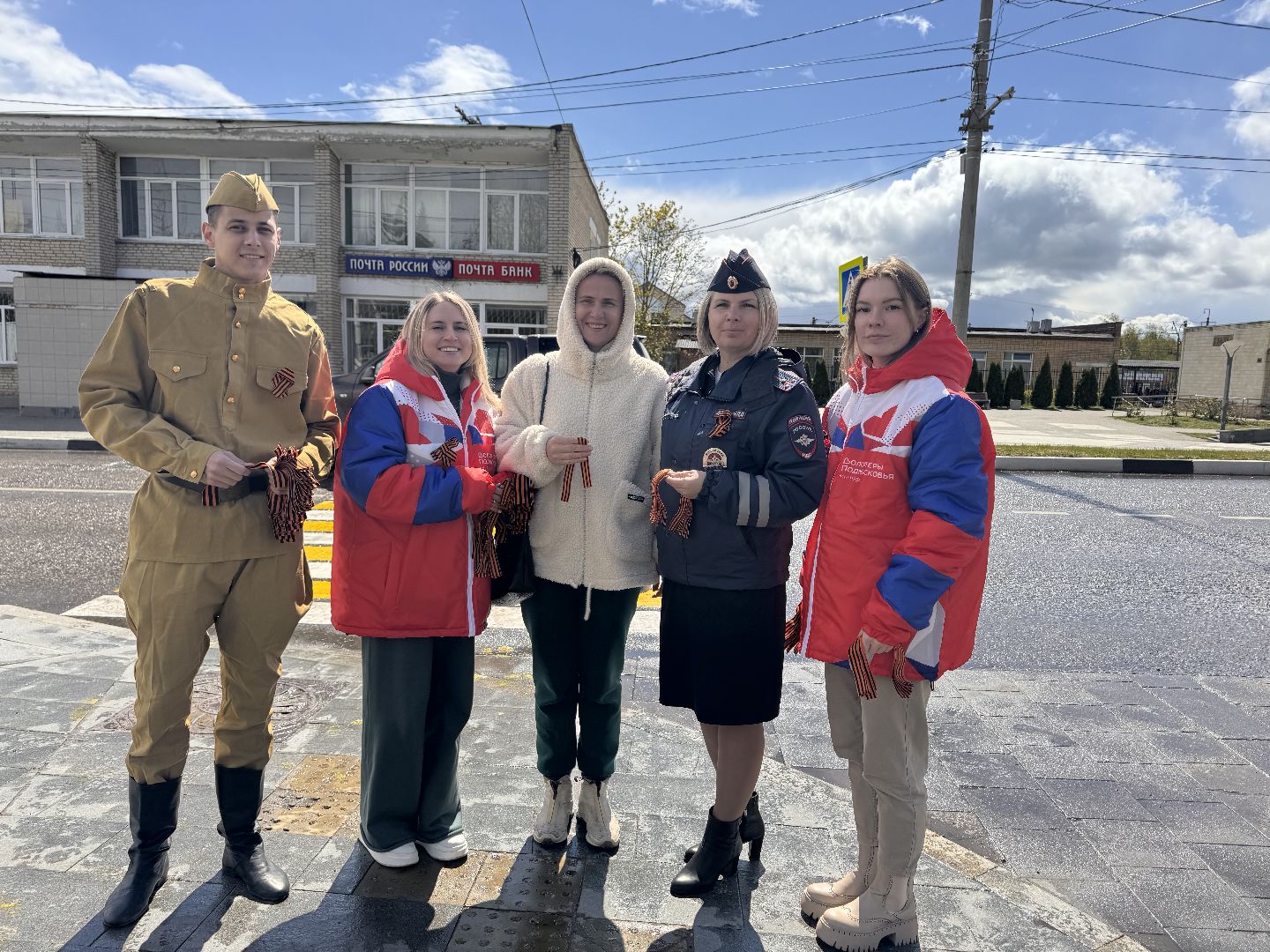 волонтеры, шаховская, георгиевская лента, георгиевская ленточка,