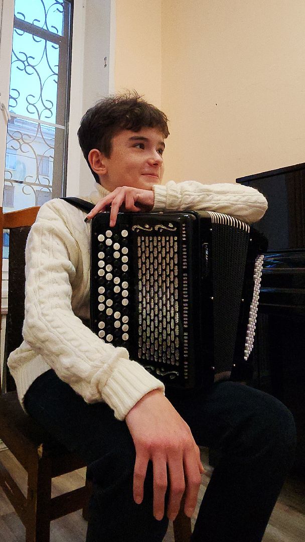 электросталь, мой город, баянист, конкурс, конкурс педагогов, лучший учитель россии, виртуоз, победитель, лауреат,