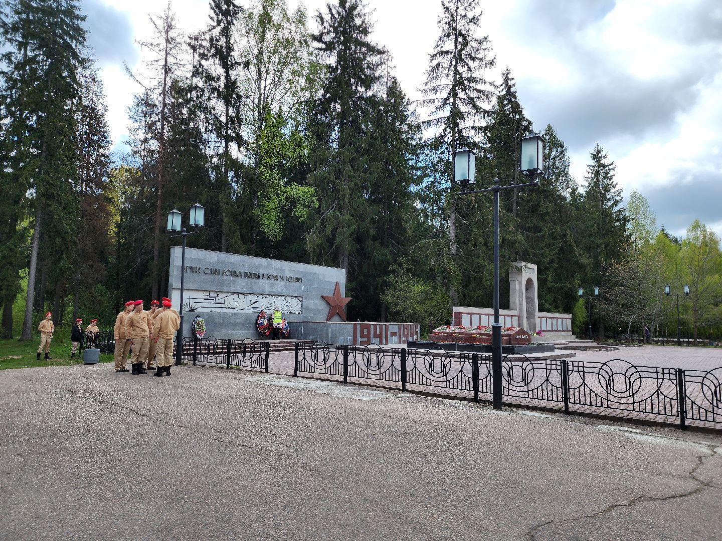 Дубна, Вахта памяти, Школьники, День победы,