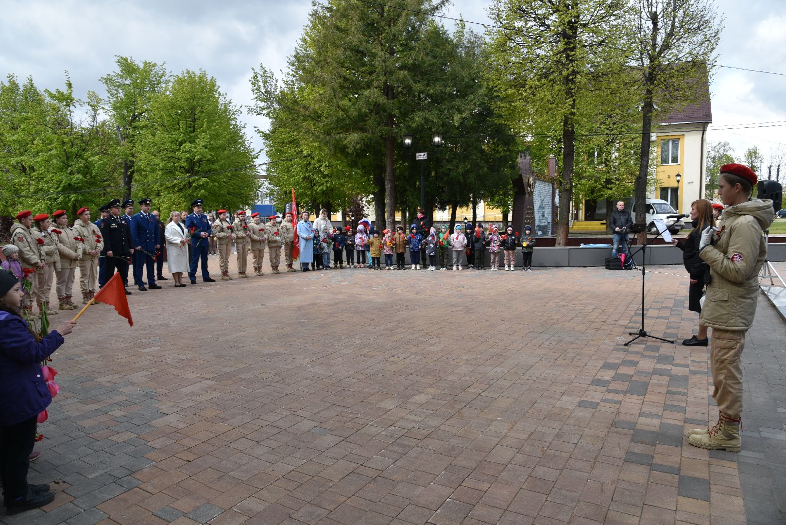 лотошино, сквер победы, день победы, митинг, юнармия,