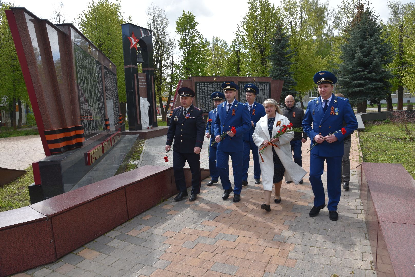 лотошино, сквер победы, день победы, митинг, юнармия,