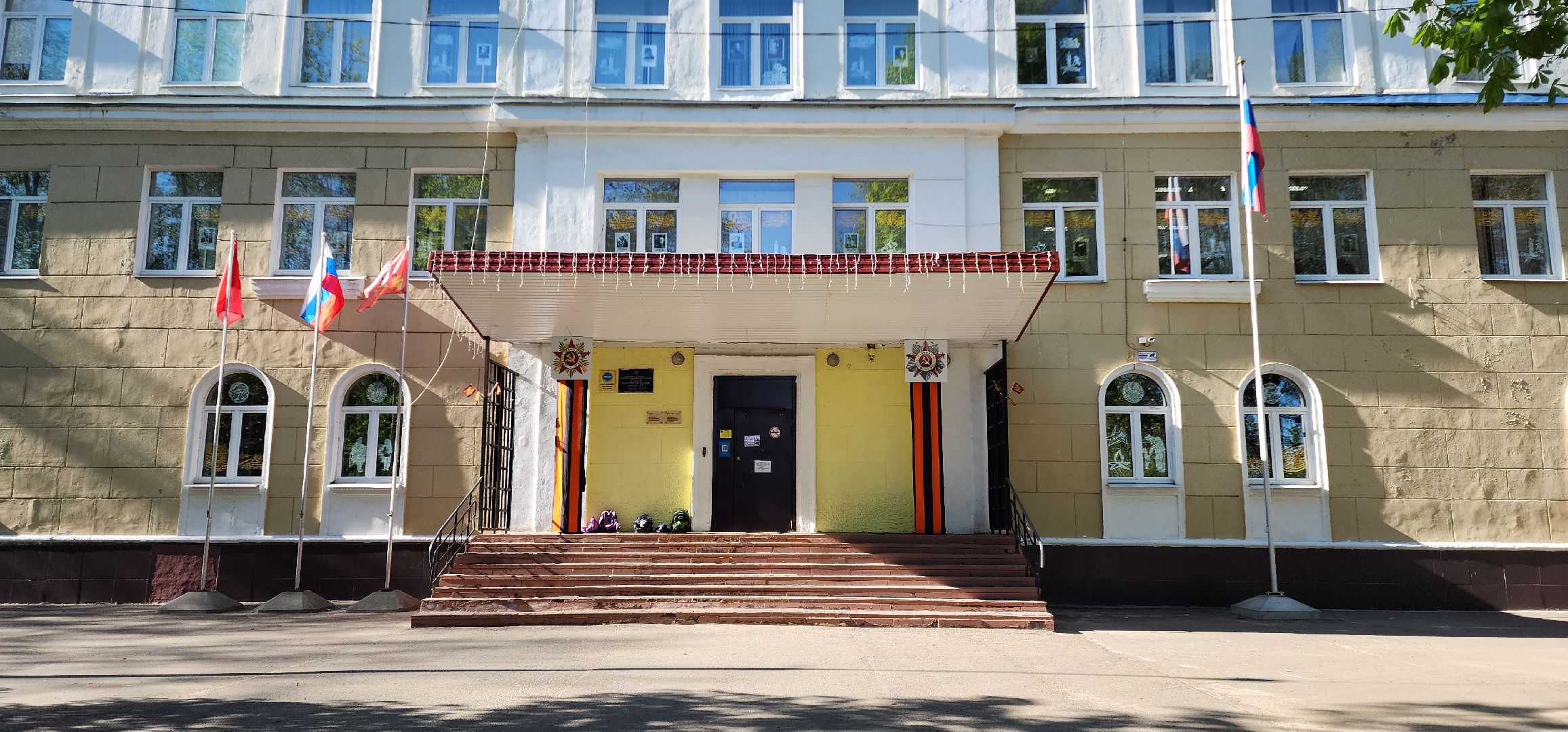 электросталь, образование, школа 12, день победы, акция, 9 мая, окна победы, стена памяти,