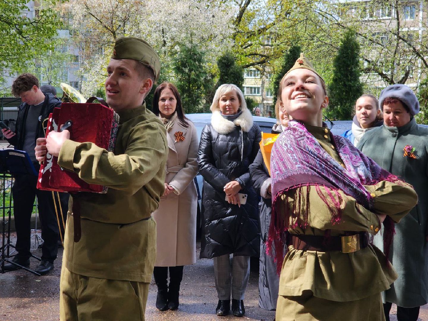 можайск, можайский городской округ, подмосковье, день победы, фронтовые бригады, поздравления, концерт под окнами, 9 мая,