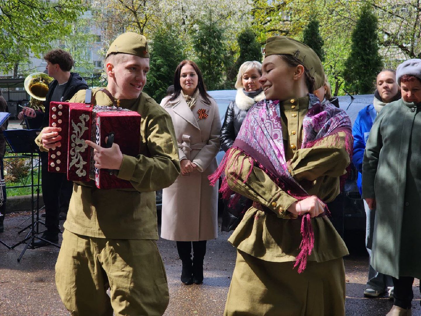 можайск, можайский городской округ, подмосковье, день победы, фронтовые бригады, поздравления, концерт под окнами, 9 мая,
