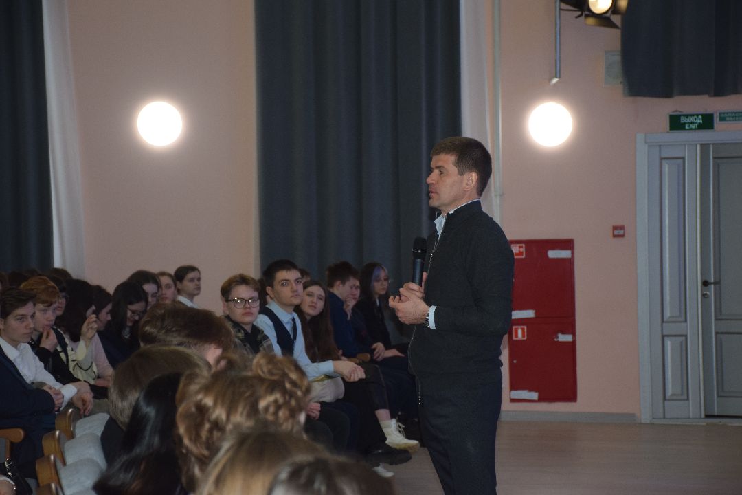 Павловский Посад, городской округ Павловский Посад, встреча, депутат, выпускники