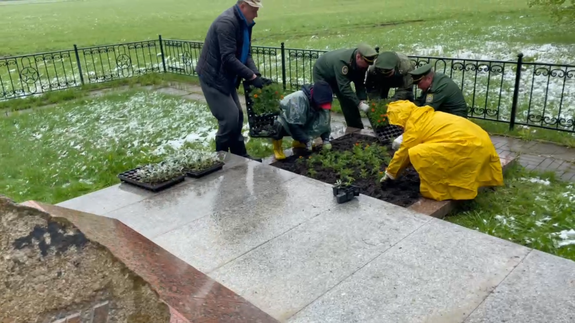 братская могила, оборона Москвы, великая отечественная война, деревня Палицы, контрнаступление под москвой,
