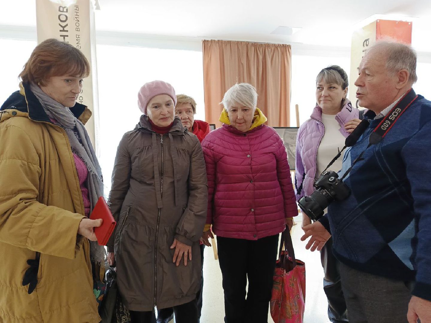 Солнечногорск, Выставка, 9 мая, день победы, жители, Фотографии,