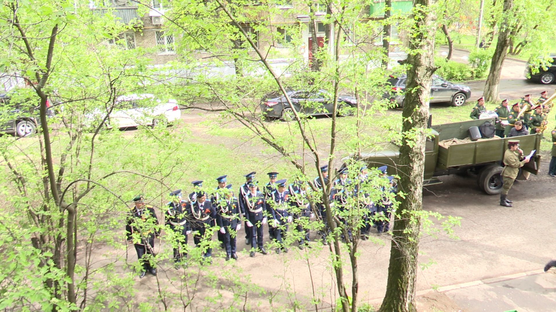 Реутов, день победы, праздник со слезами на глазах, парад у дома ветерана, я помню, я горжусь,ветераны войны,