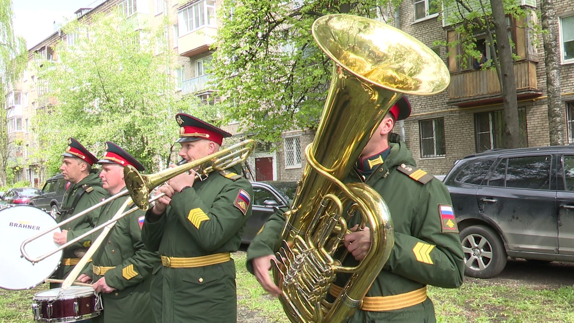Реутов, день победы, праздник со слезами на глазах, парад у дома ветерана, я помню, я горжусь,ветераны войны,