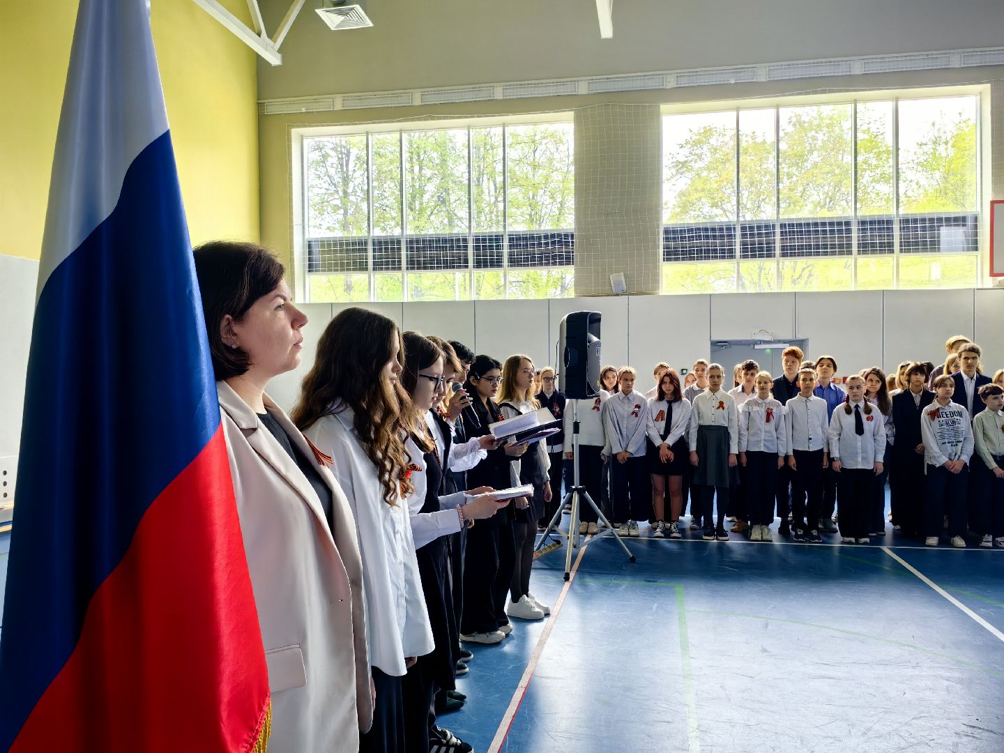 День Победы, мемориал, возложение цветов, торжественная линейка,
