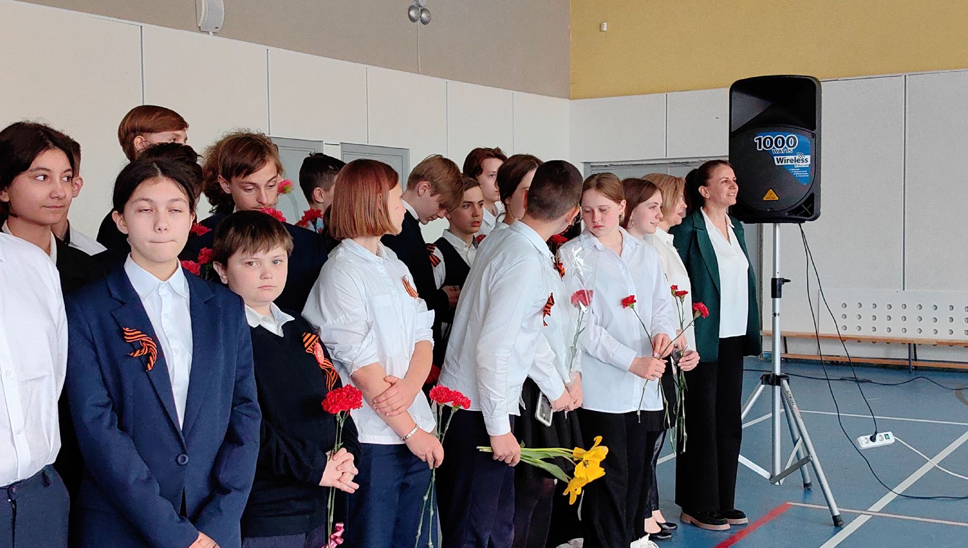 День Победы, мемориал, возложение цветов, торжественная линейка,