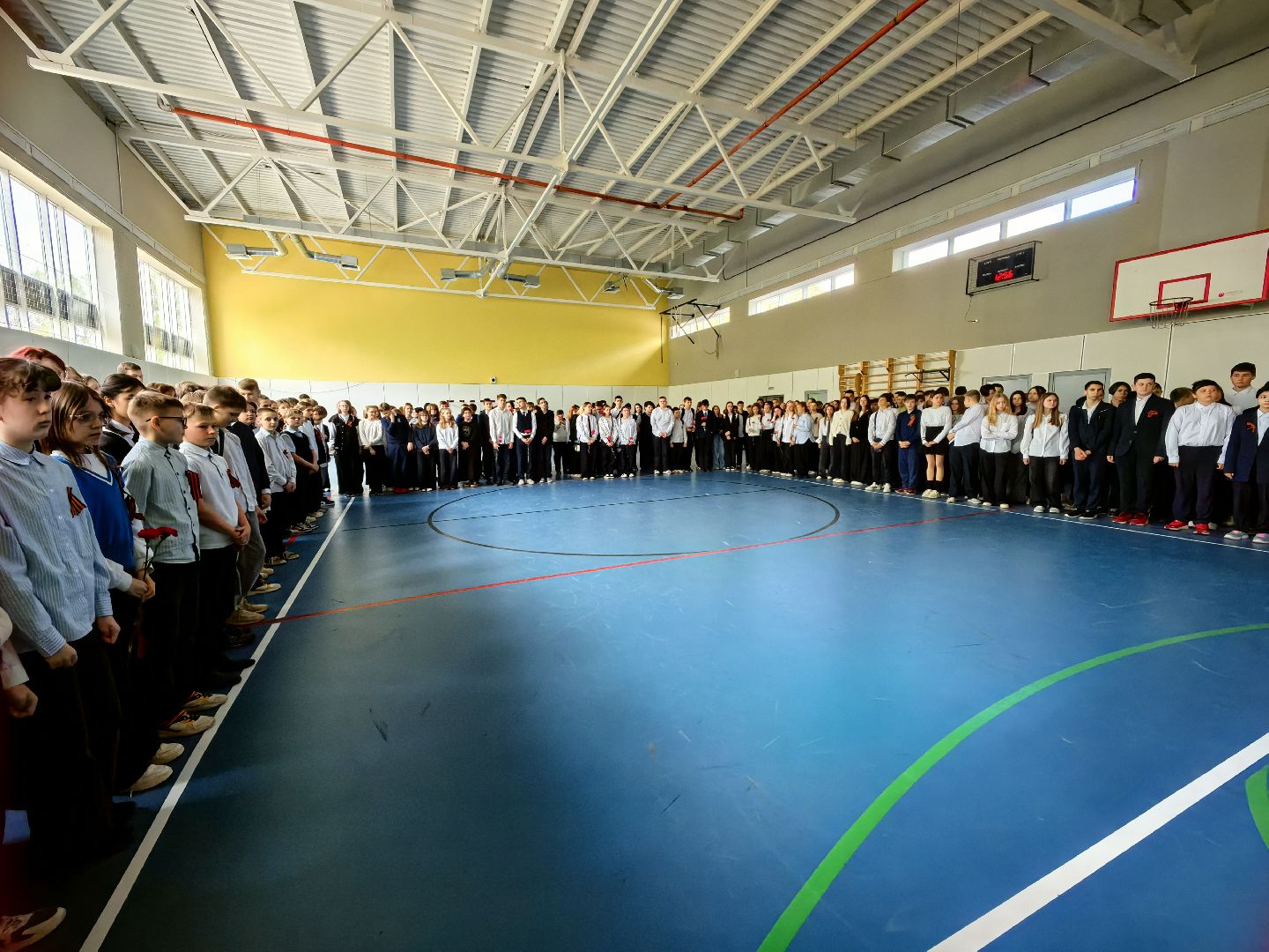 День Победы, мемориал, возложение цветов, торжественная линейка,