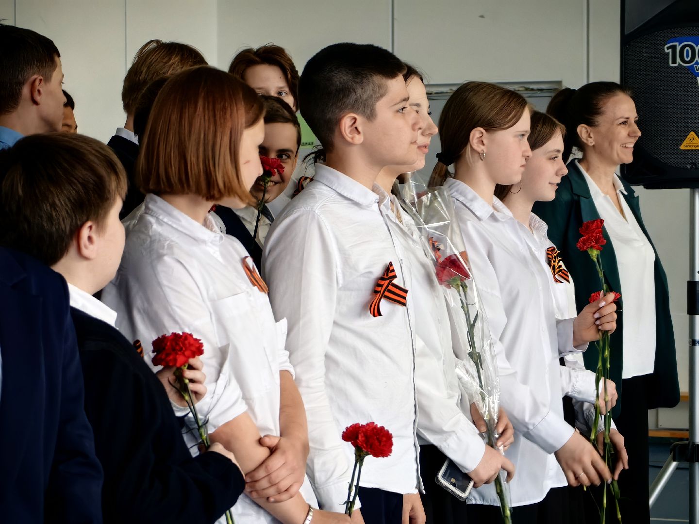 День Победы, мемориал, возложение цветов, торжественная линейка,