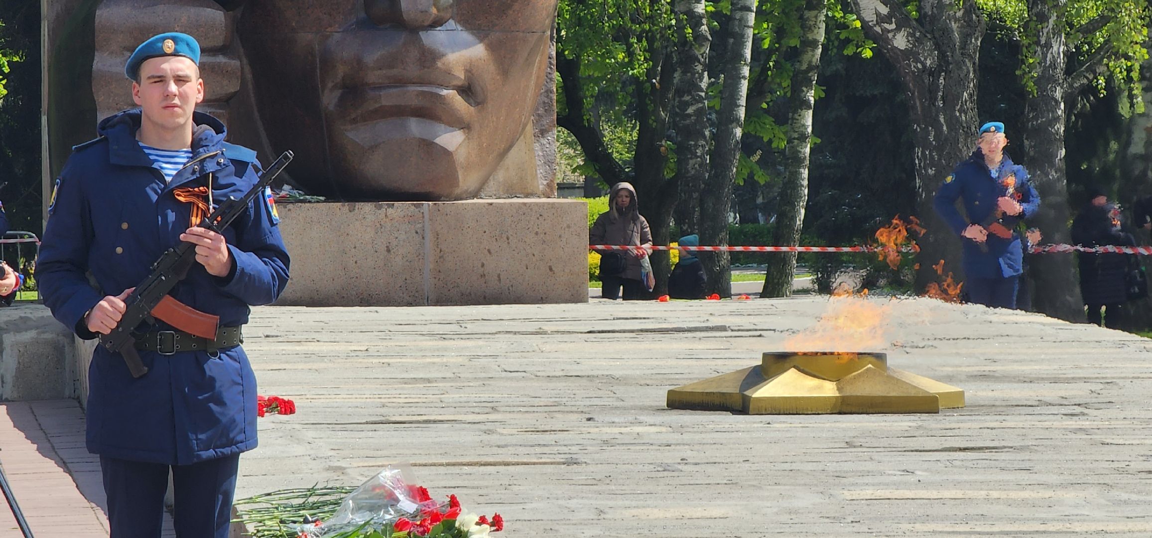 Коломна, день победы, мемориал, возложение цветов,