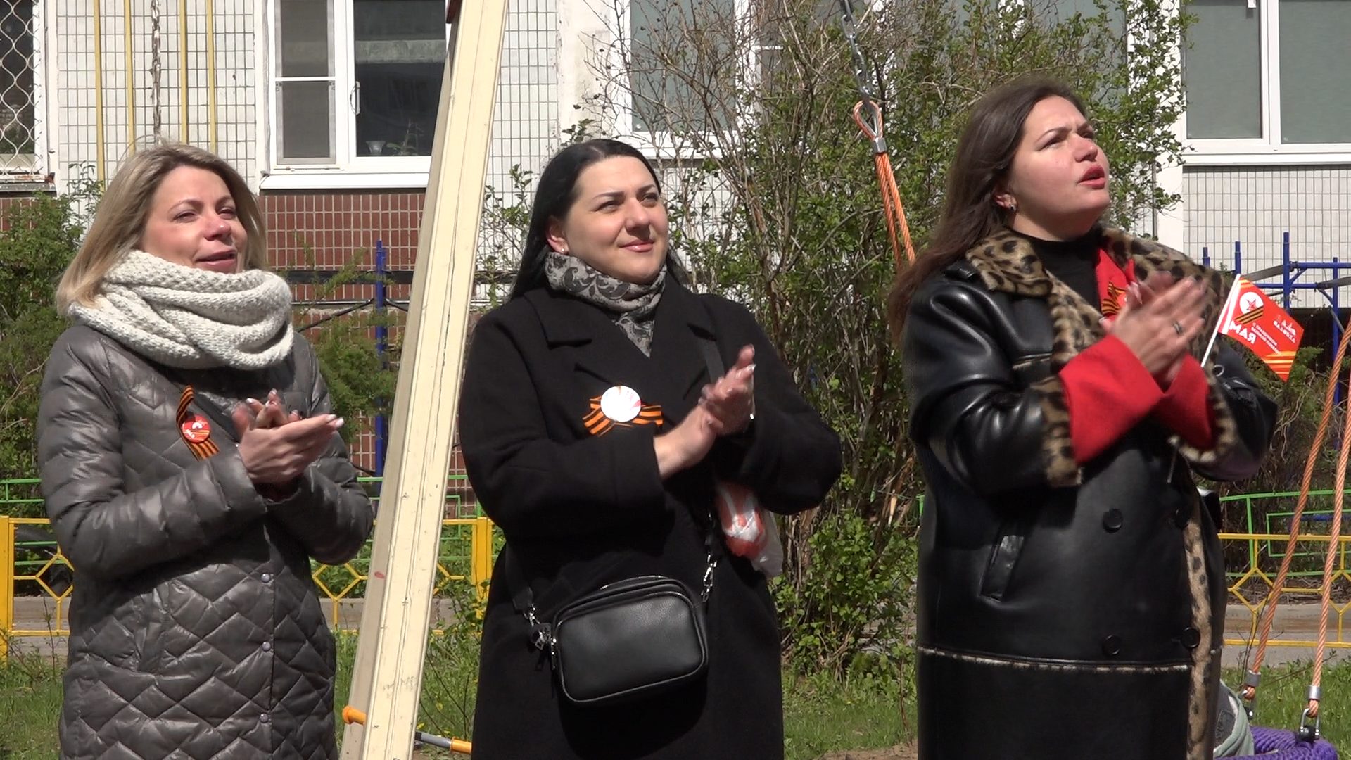 день победы во власихе, 9 мая день победы, концерт под окнами ветерана, волонтеры власихи, участник вов,