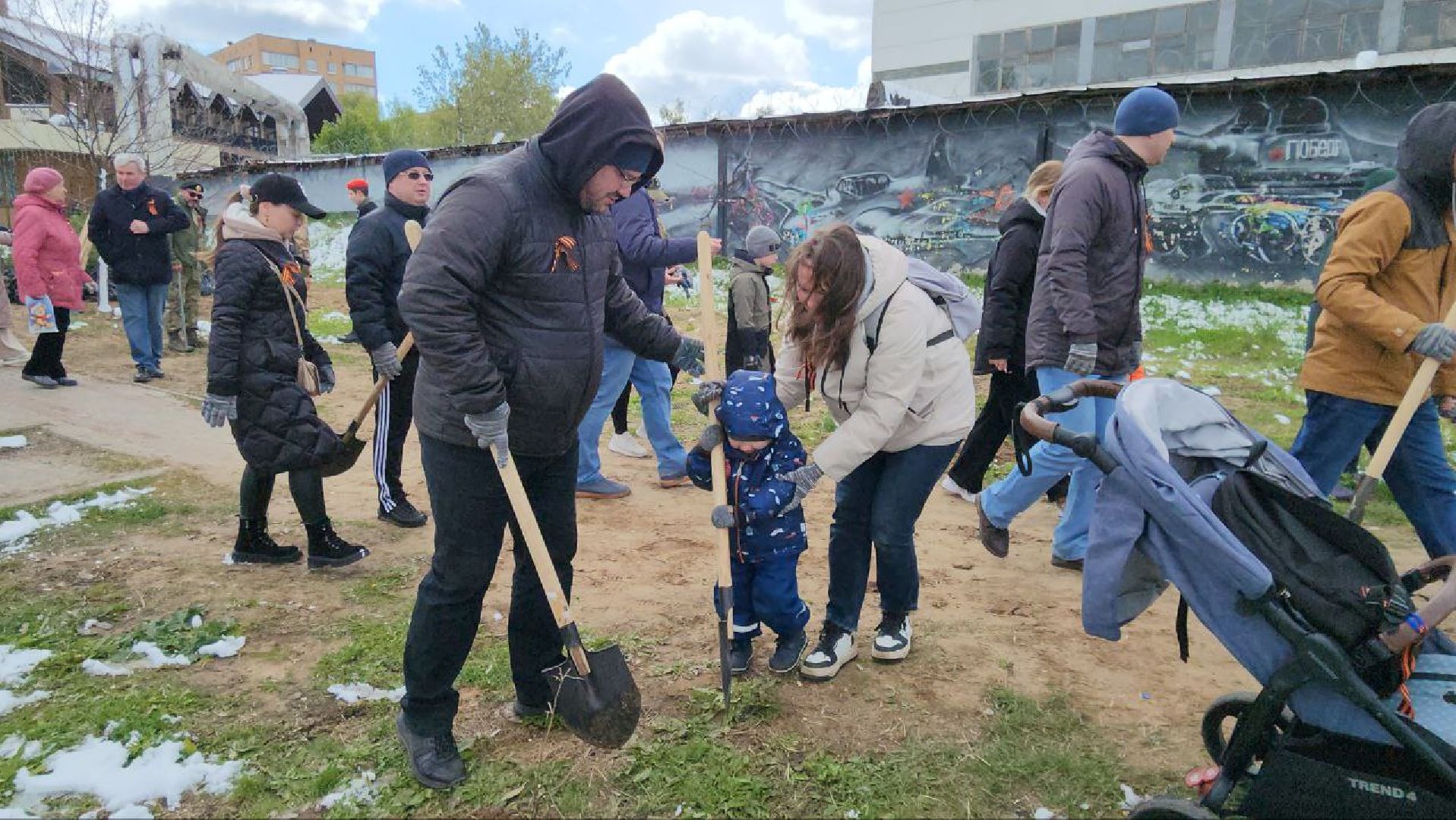 люберцы, парк победы, посадка деревьев, глава городского округа люберцы владимир волков,