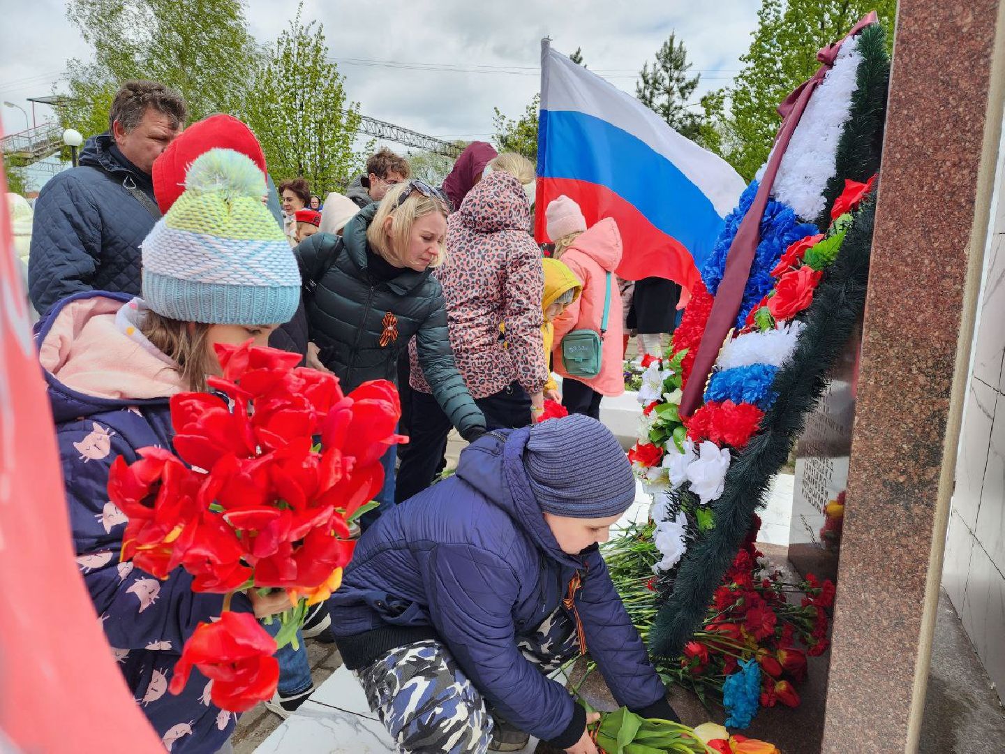 чехов, день победы, школьники, возложение цветов, ветераны, 9 мая, великая отечественная война,