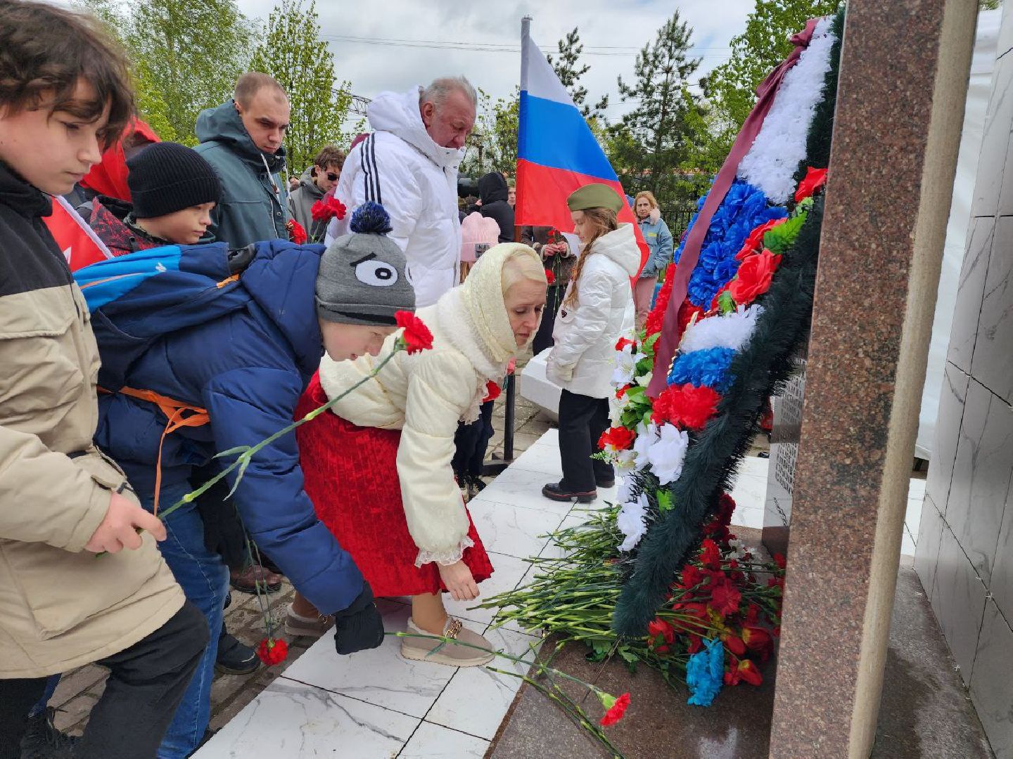 чехов, день победы, школьники, возложение цветов, ветераны, 9 мая, великая отечественная война,