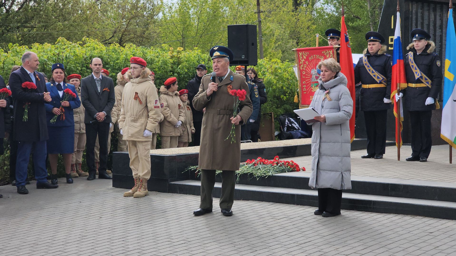 кашира, день победы, 9 мая, аллея славы, митинг, возложение цветов,