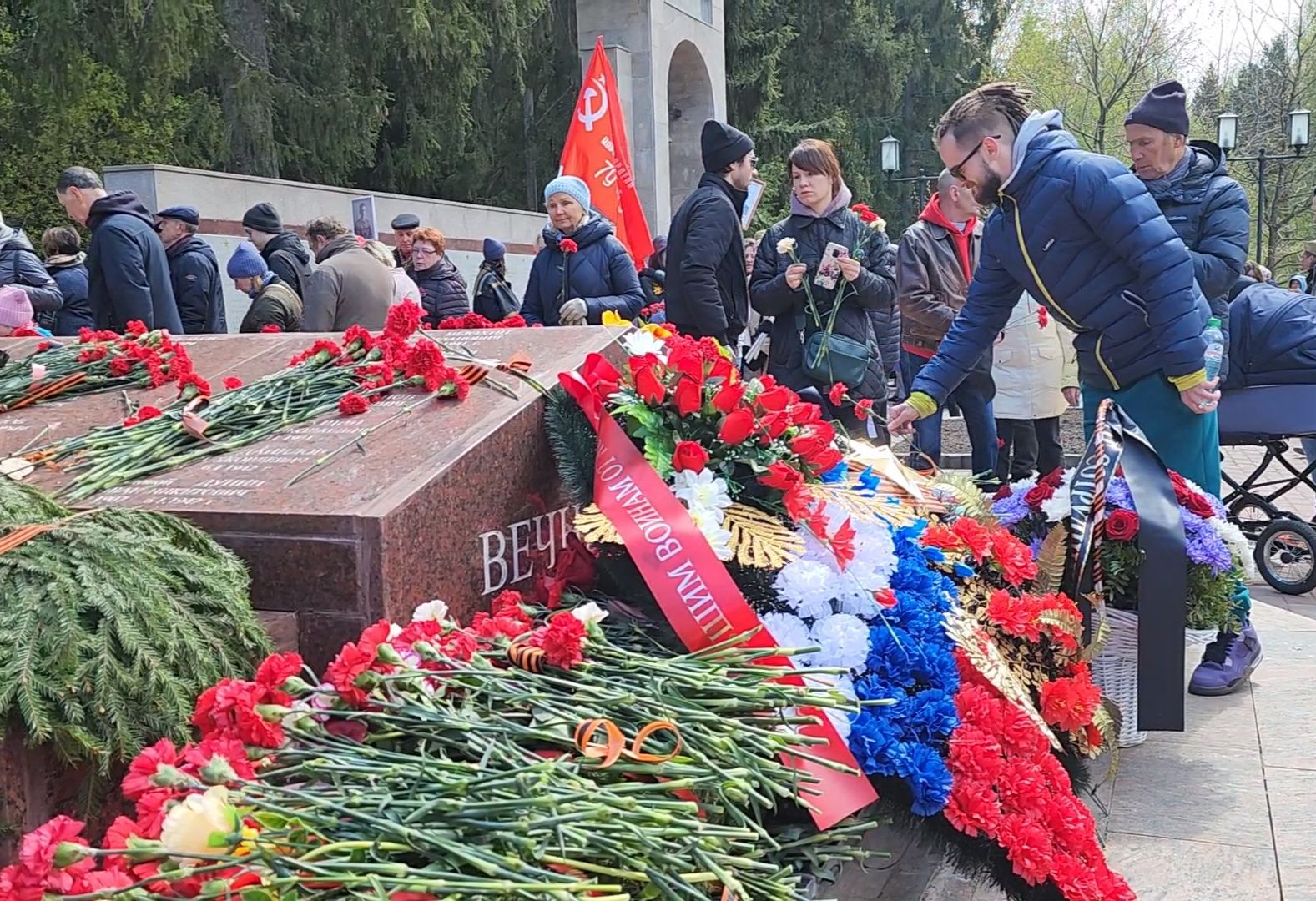 Дубна, Возложение цветов, День Победы, Память,