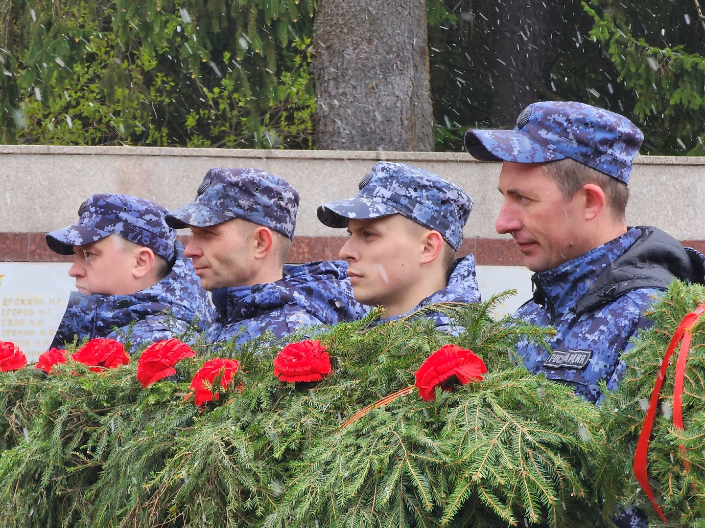 Дубна, Возложение цветов, День Победы, Память,