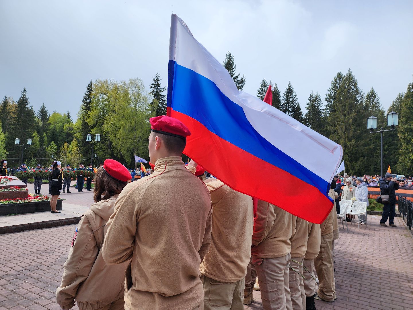 Дубна, Возложение цветов, День Победы, Память,
