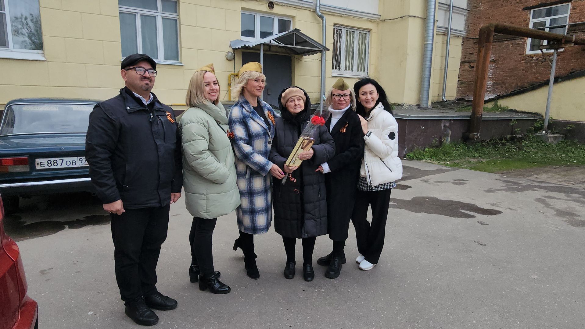 день победы, волонтеры, ветераны, ВОВ, поздравление ветерана, 9 мая,