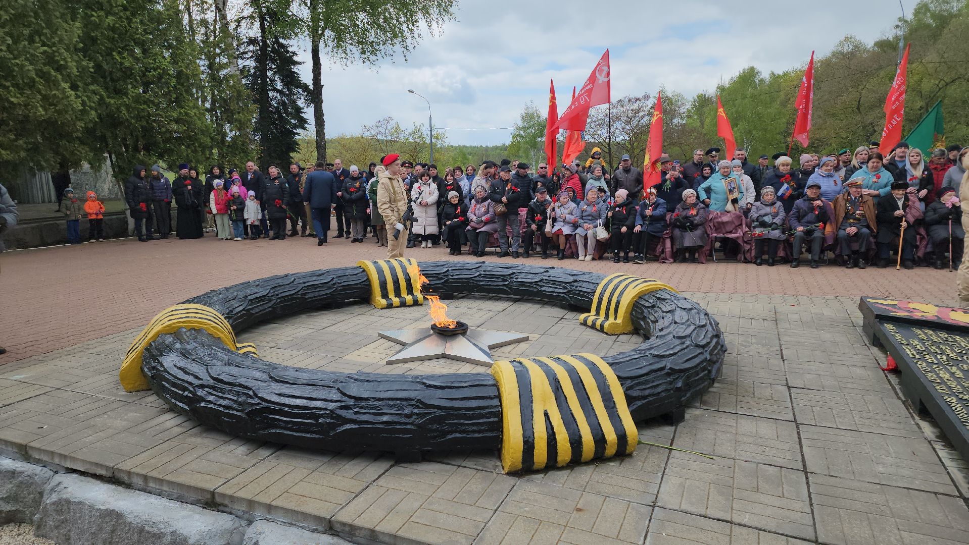 кашира, день победы, 9 мая, зендиково, стела, митинг, возложение цветов,