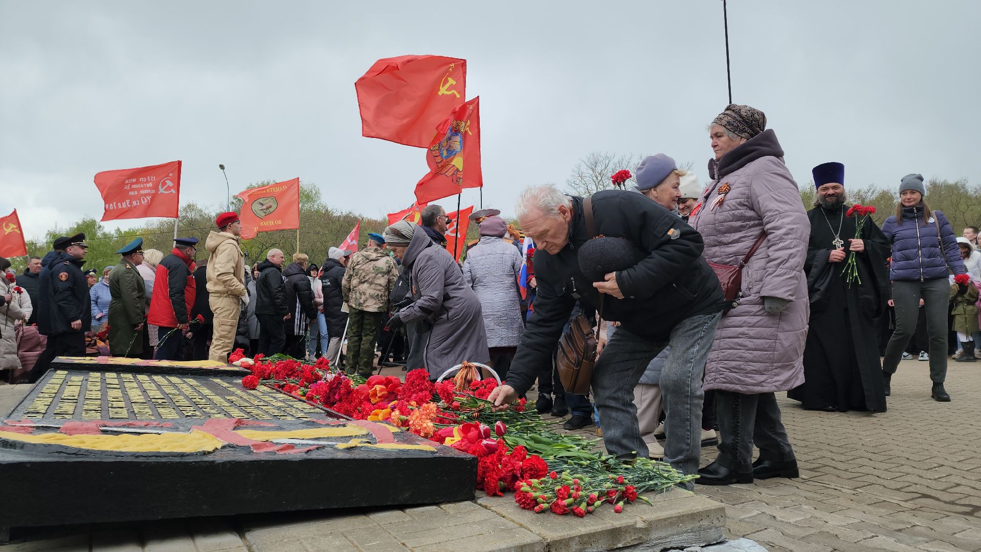 кашира, день победы, 9 мая, зендиково, стела, митинг, возложение цветов,