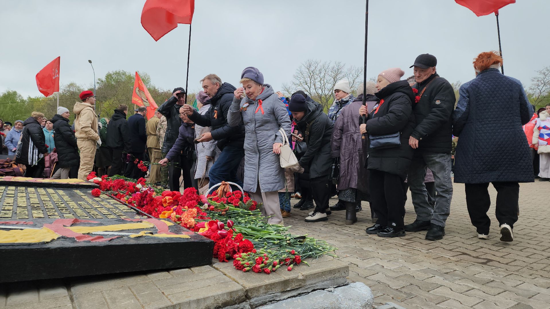 кашира, день победы, 9 мая, зендиково, стела, митинг, возложение цветов,