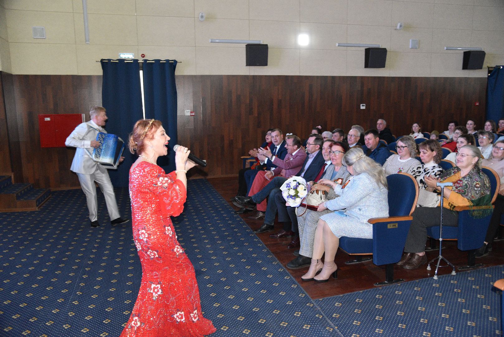 лотошино, лотошинский цдк, день победы, концерт, пермское землячество,