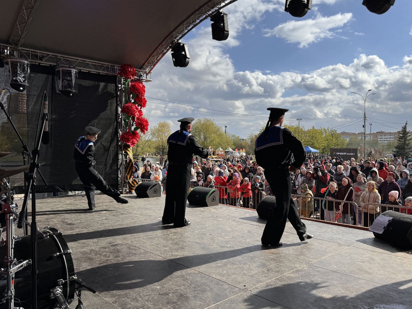 Одинцово, День Победы, Театр Крылья, агитбригада,