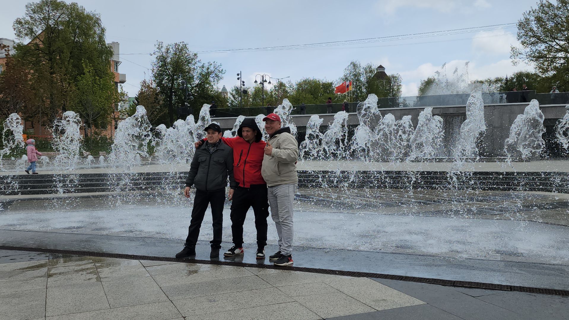 День Победы, 9 мая, светомузыкальное шоу фонтанов, Ногинск, Богородский городской округ,