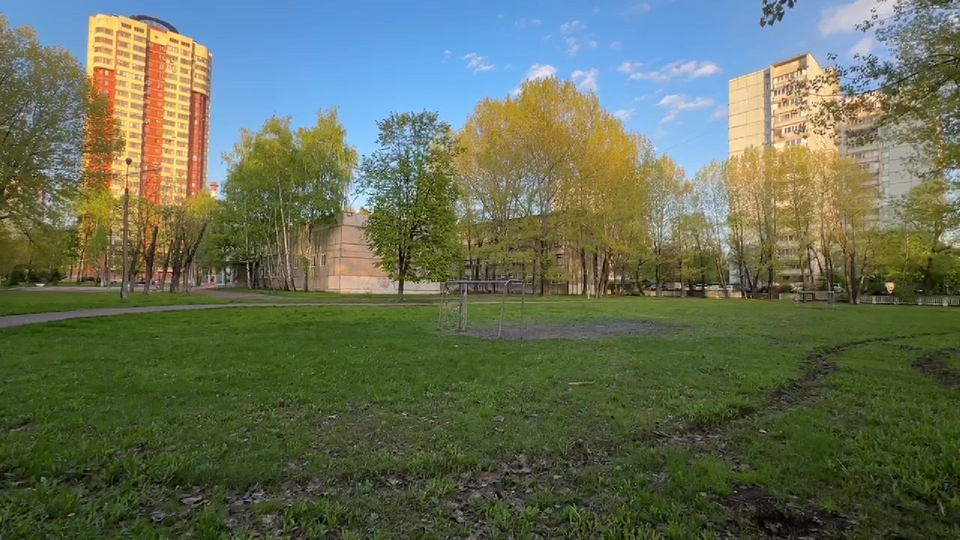 Реутов, образование, строительство пристройки, расширение,