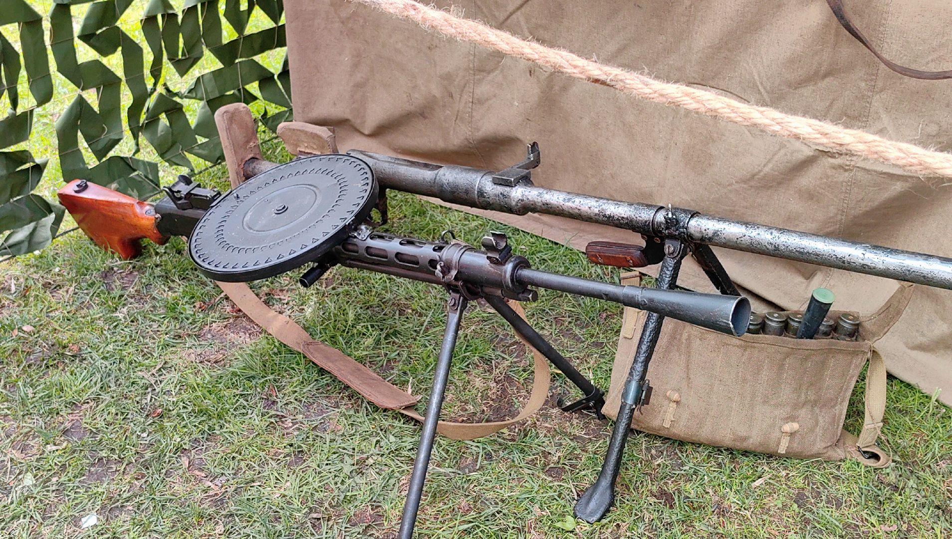 парк, день победы, оружие военных времн, полевая кухня,