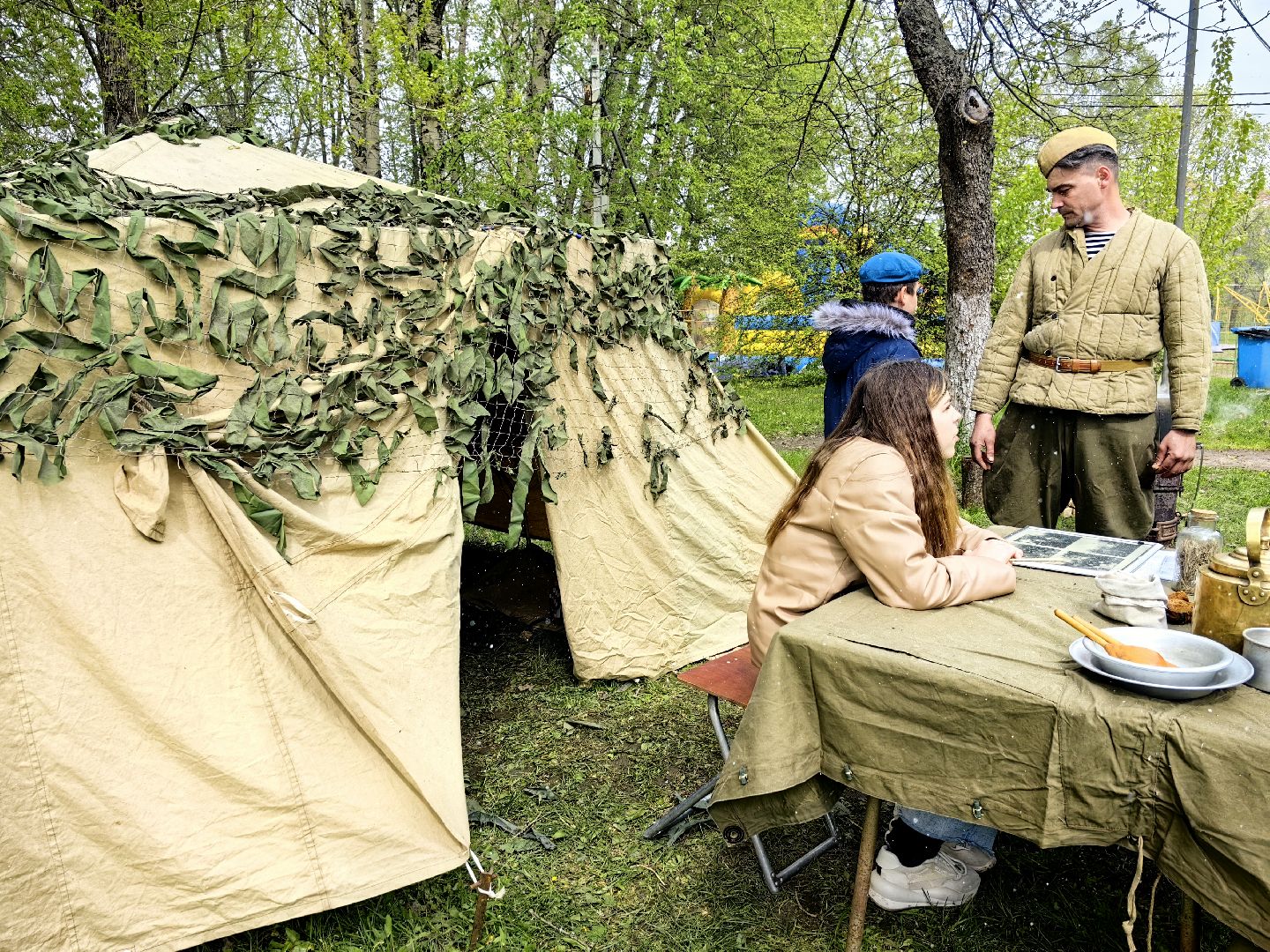 парк, день победы, оружие военных времн, полевая кухня,