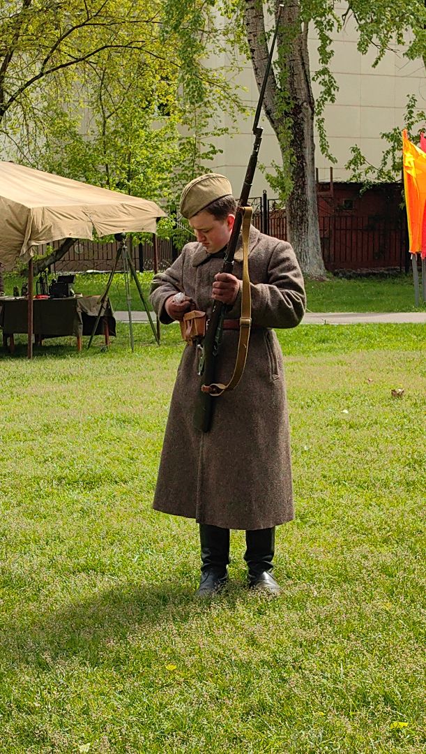 парк, день победы, оружие военных времн, полевая кухня,